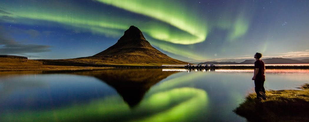 Island přivítá cestovatele, kteří již prodělali COVID-19