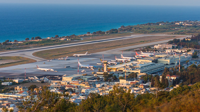 Landebahn Rhodos Letiště Rhodos (RHO) - Zaletsi.cz