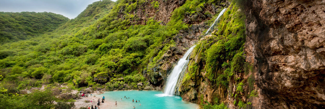 Last minute zájezdy z Prahy do jižního Ománu s all inclusive (light)