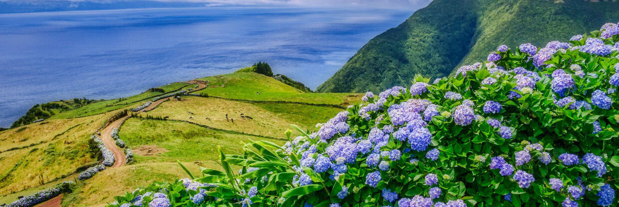 Dubnové Azory: přímé lety z Prahy do Ponta Delgady