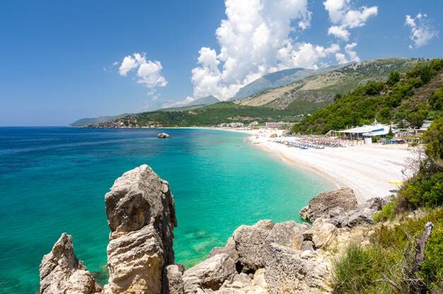 Zájezdy z Ostravy do Albánie s all inclusive v červenci