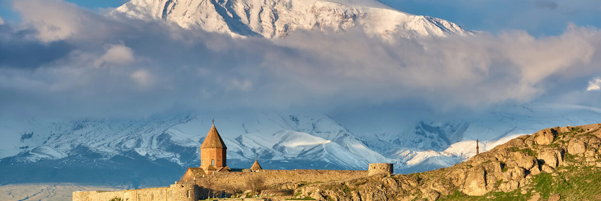 Arménie: z Prahy do Jerevanu v dubnu a květnu