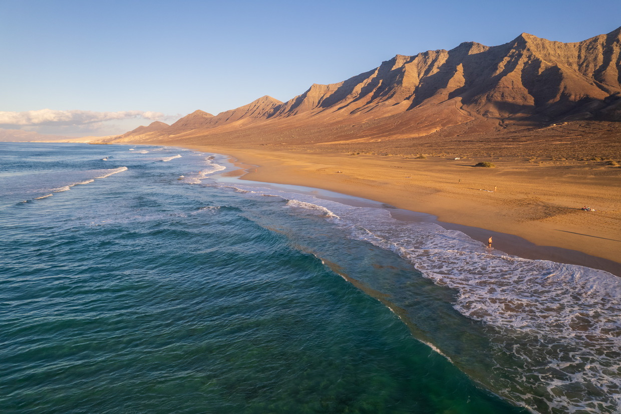 Z Brna na Fuerteventuru přímým letem (vč. odbaveného báglu) za 4 990 Kč