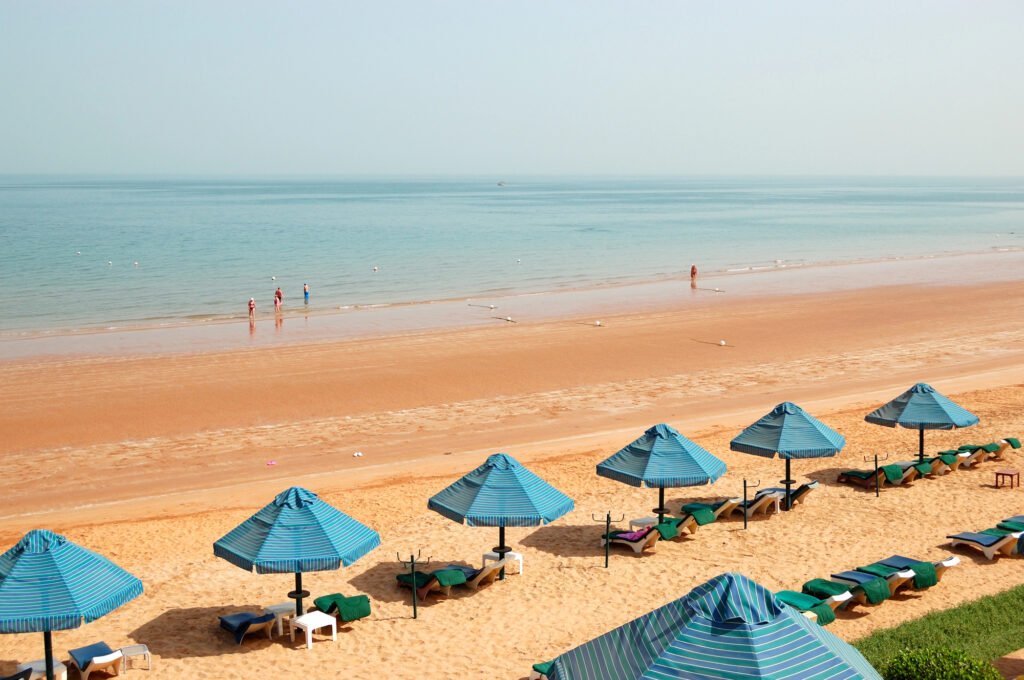 Listopadové zájezdy z Prahy do Ras Al Khaimah: luxusní 4* a 5* hotely od 19 990 Kč