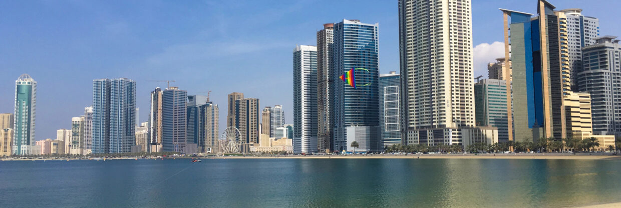 Týdenní zájezdy do Emirátů z Prahy: luxusní 5* hotel se snídaní